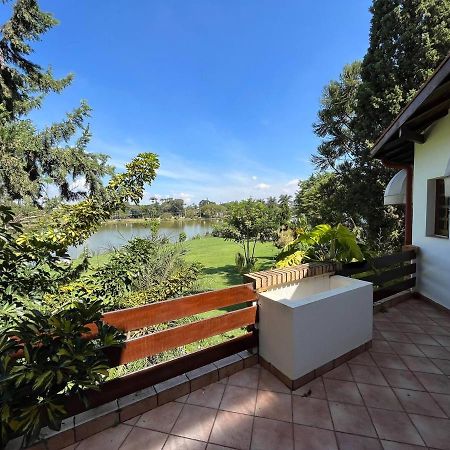 Casa Vista Lago Vitoria Regia Holambra Extérieur photo