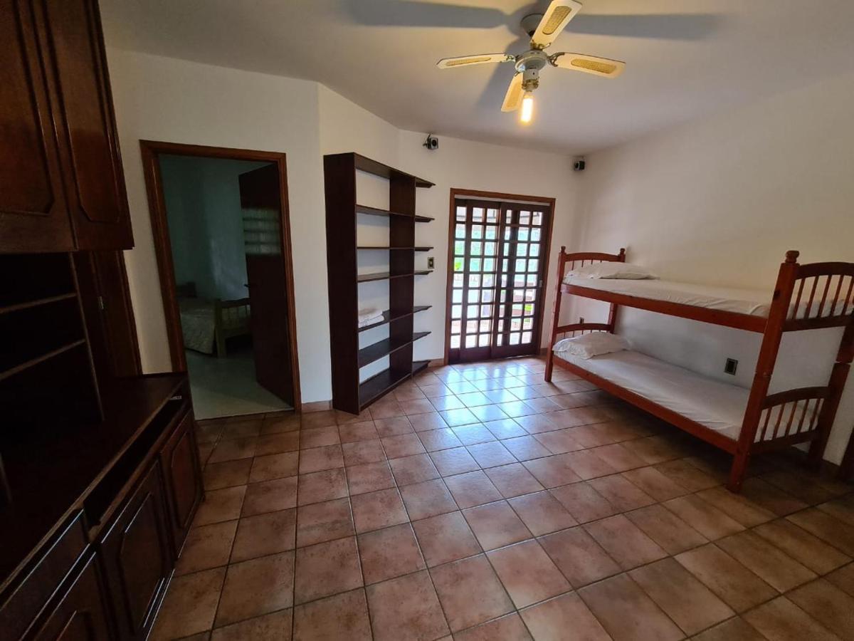 Casa Vista Lago Vitoria Regia Holambra Chambre photo