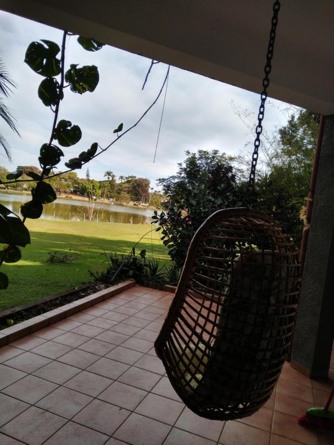 Casa Vista Lago Vitoria Regia Holambra Extérieur photo